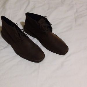 Johnston and Murphy chukka boots